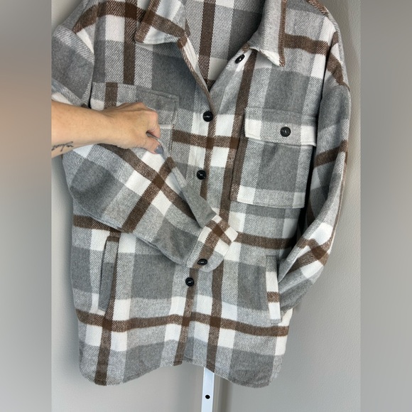 Woman’s Medium Shacket Jacket Coats Long Sleeve Plaid Lapel Button Down - Picture 5 of 9